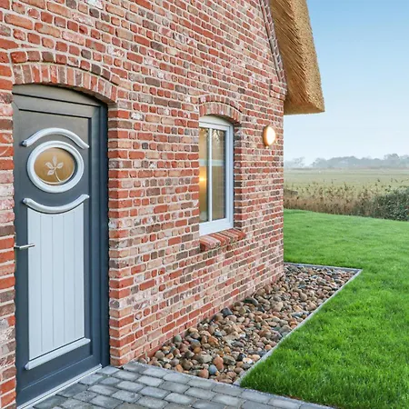 3 Bedroom Cozy In Ferienhaus *