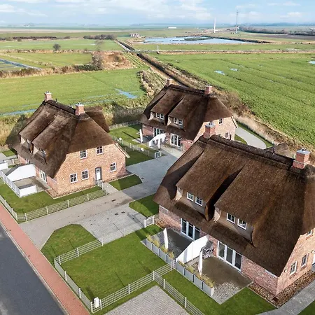 3 Bedroom Cozy In Ferienhaus Dagebüll