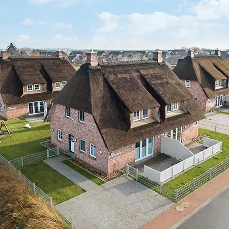 3 Bedroom Cozy In Ferienhaus